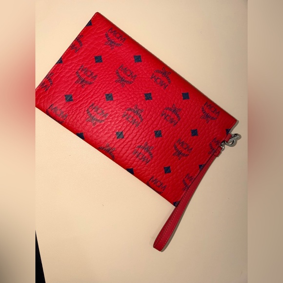 MCM Red Logo Envelope Wristlet Clutch with Navy Print - Picture 2 of 4